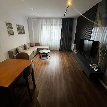 Luxe Haven New Bazzar 4 * Tirana