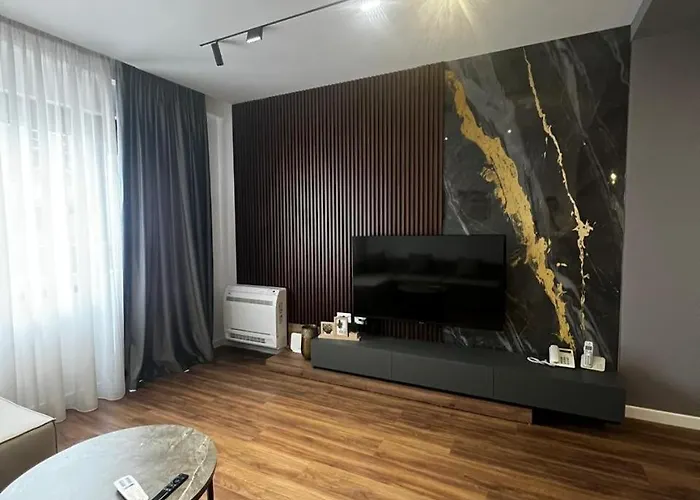 Luxe Haven New Bazzar 4 Lägenhet Tirana